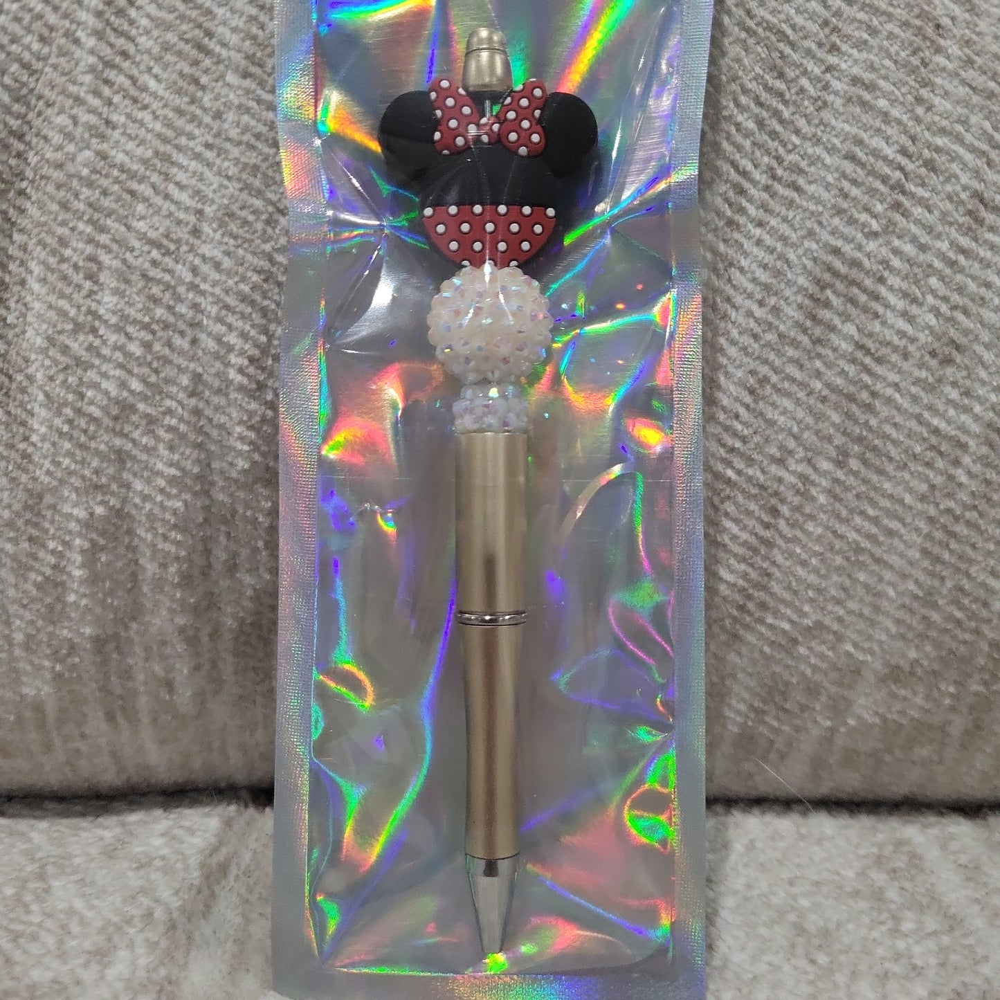 Minnie Mouse inspired beaded pens